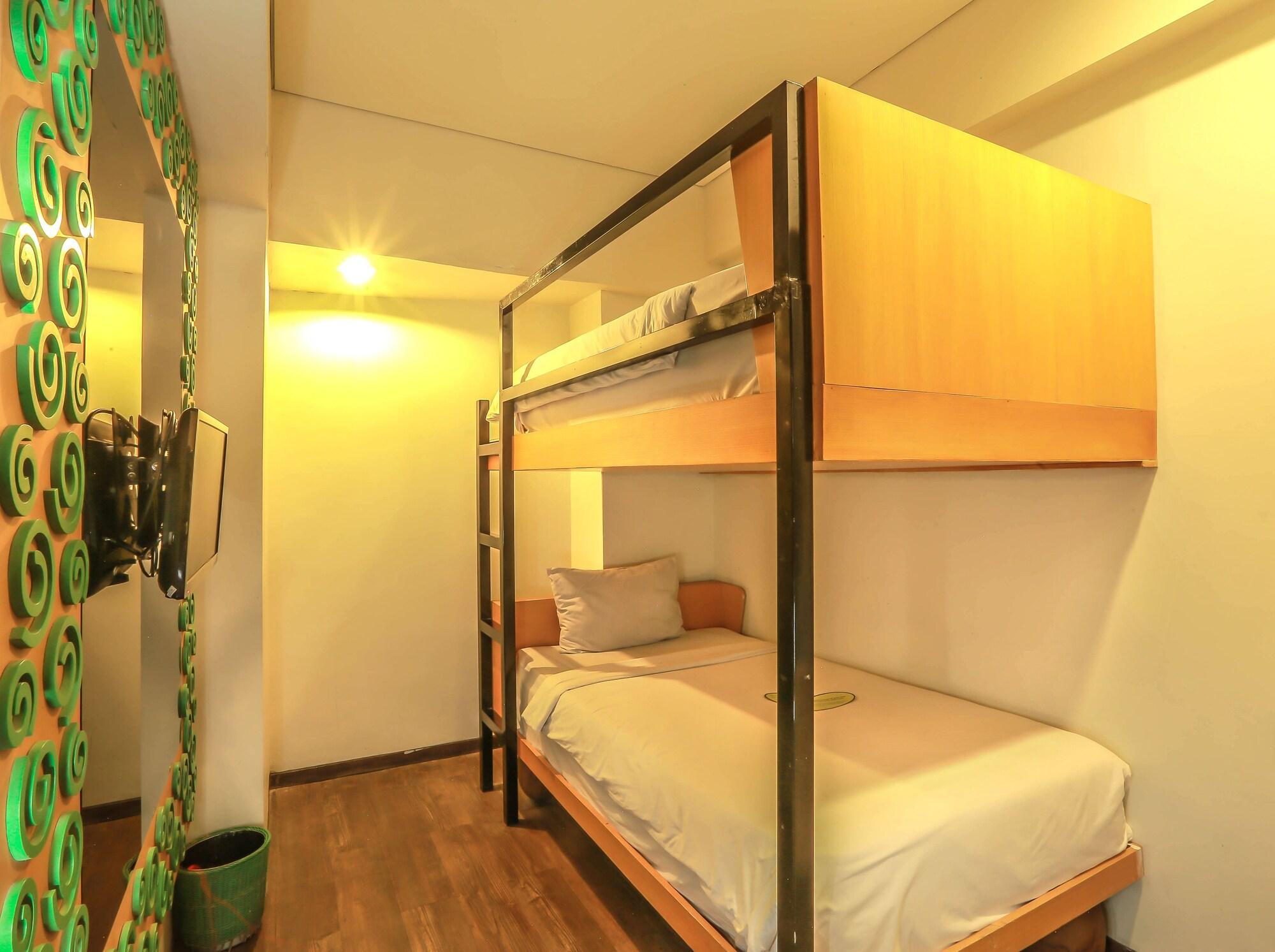Boss Legian Hotel Powered By Archipelago Ngoại thất bức ảnh