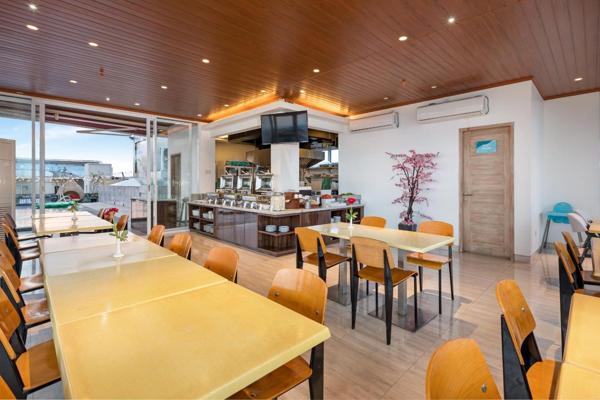 Boss Legian Hotel Powered By Archipelago Ngoại thất bức ảnh