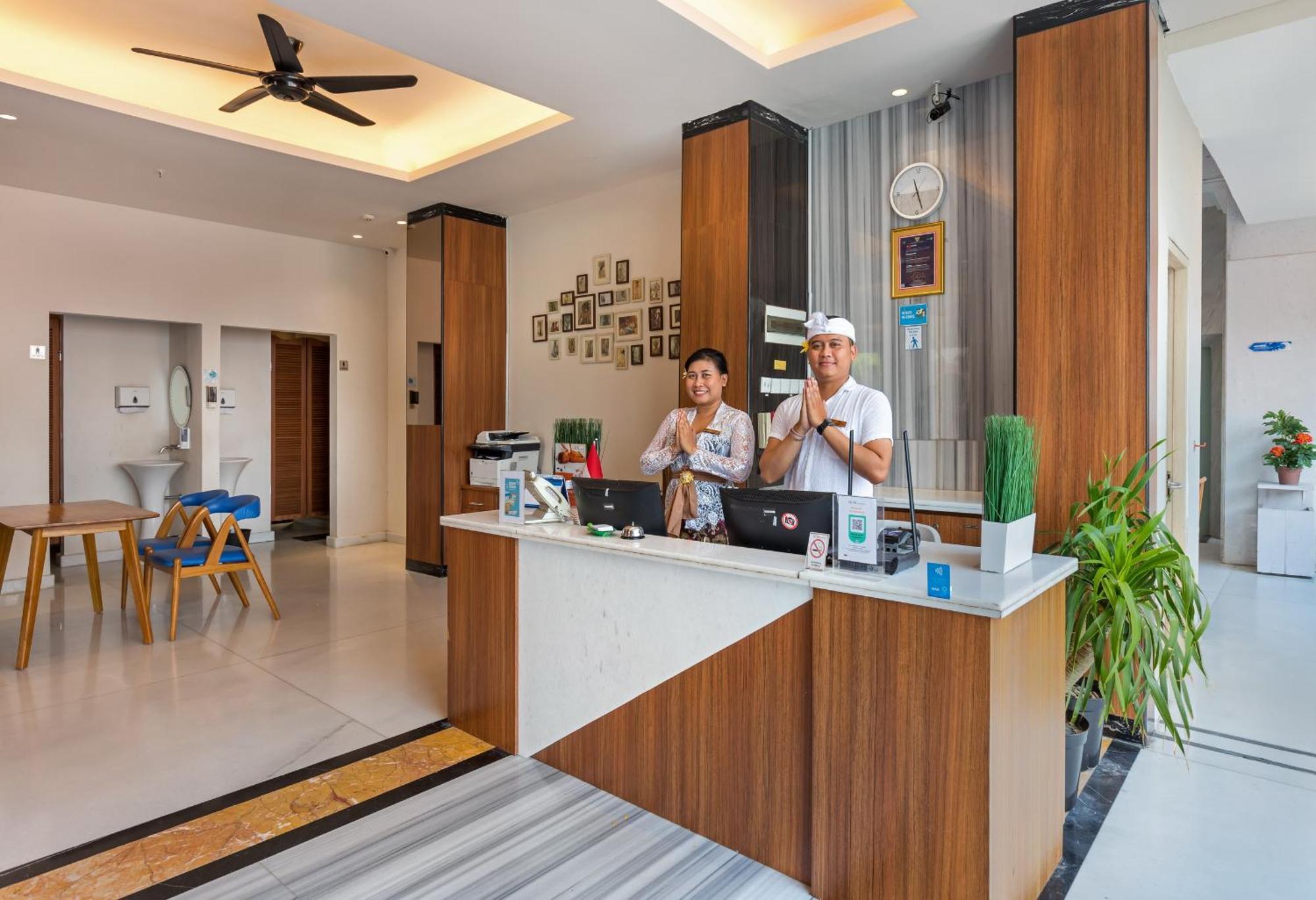 Boss Legian Hotel Powered By Archipelago Ngoại thất bức ảnh